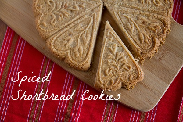 Spiced Shortbread Cookies: Almost Too Pretty to Eat